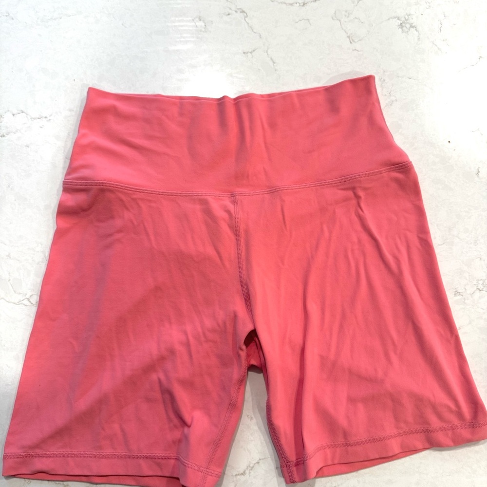 Aritzia TNA Butter Shorts Pink High Waisted Size Size 12